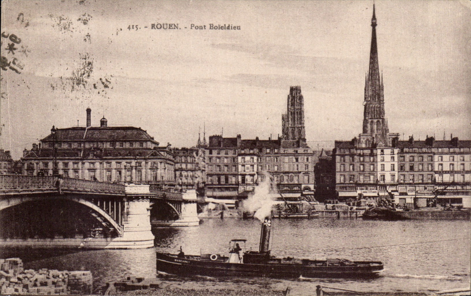 CPA Rouen Pont Boieldieu Bateau