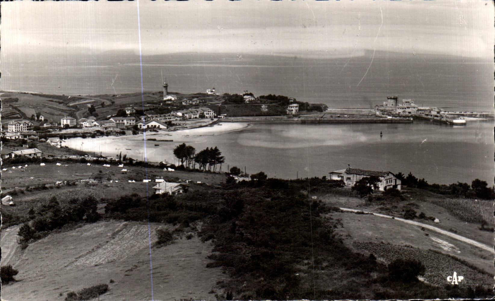 Saint-Jean-de-Luz — vista della baia e del faro — C.A.P. n°57