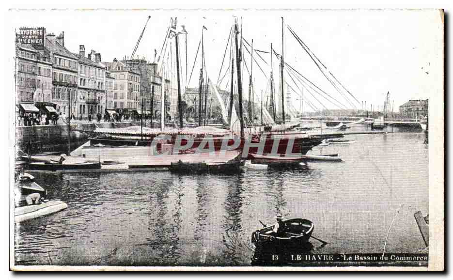 CPA Le Havre Le Bassin du Commerce Bateaux 