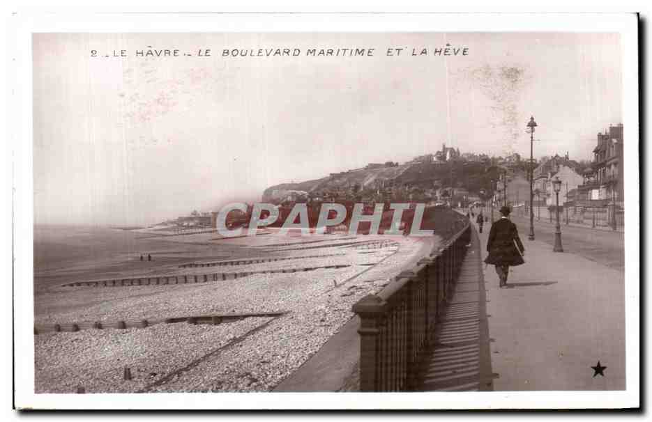 CPA Le Havre Le Boulevard Maritime et La Heve