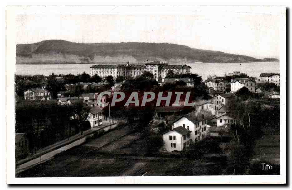 CPA Hendaye Vue sur l Hotel Eskualduna et la Pointe du Cap Figuier