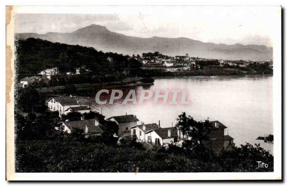 CPA Hendaye Vue sur la Ville et le Pic des Trols Couronnes