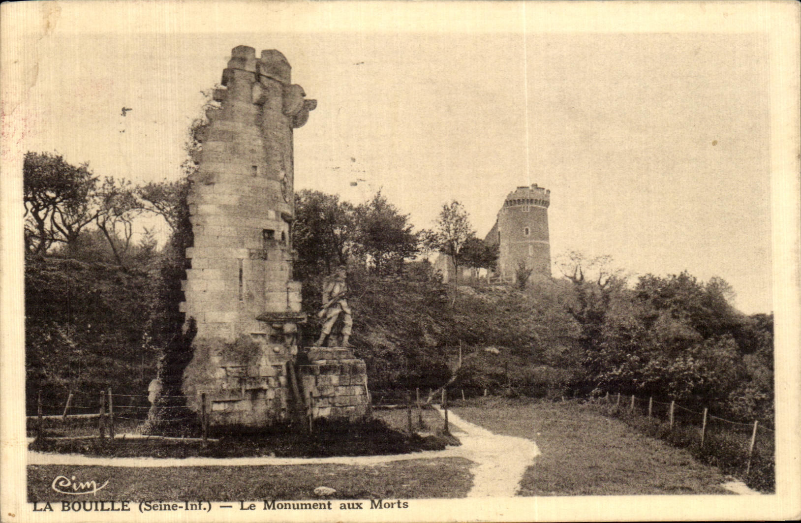 CPA La Bouille Le Monument aux Morts