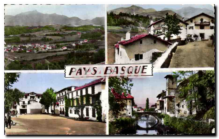 CPA Pays Basque Le Rhune Maisons basques Ascain Le fronton St Jean pied de port