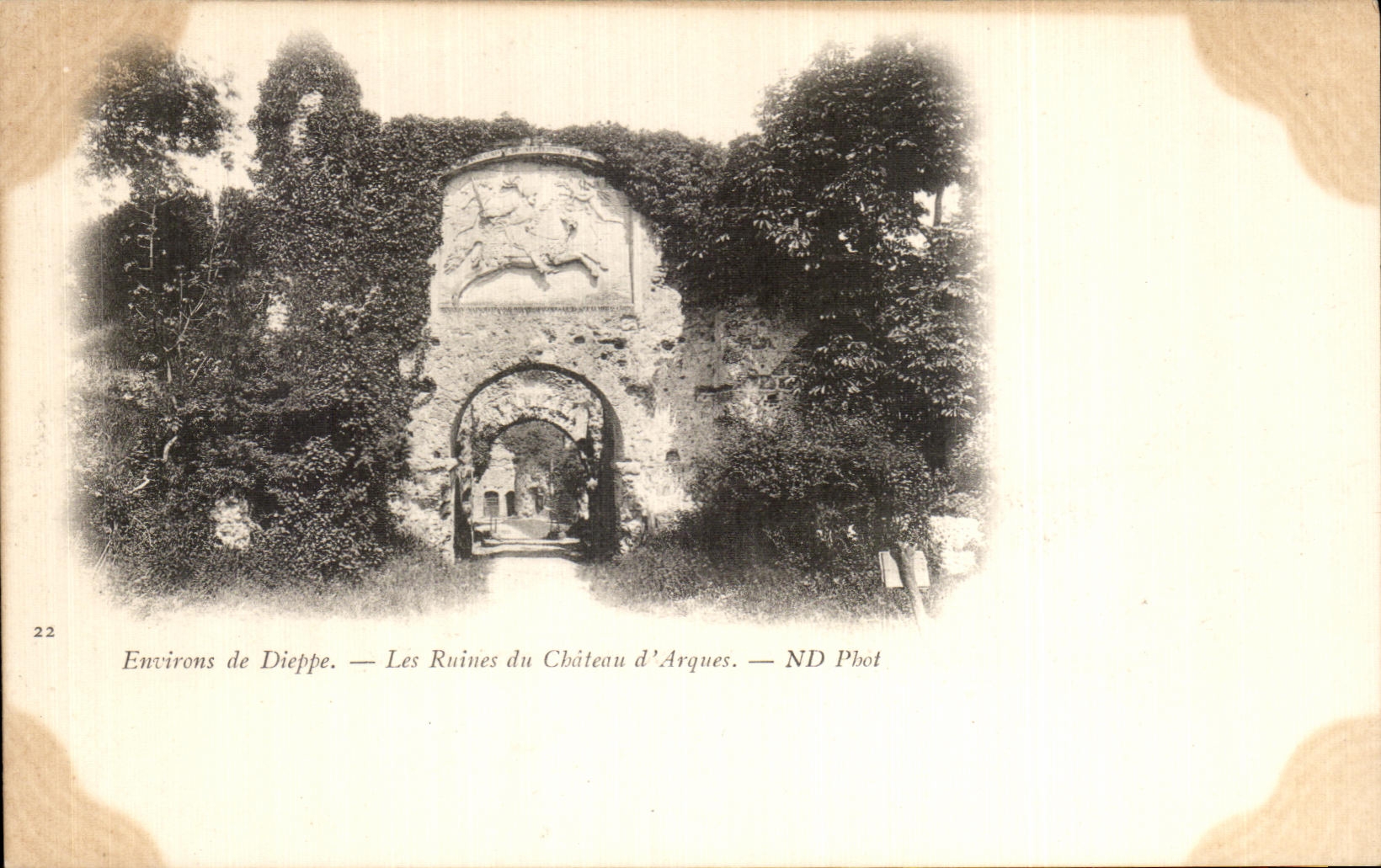 CPA Environs de Dieppe les Ruines du chateau d Arques