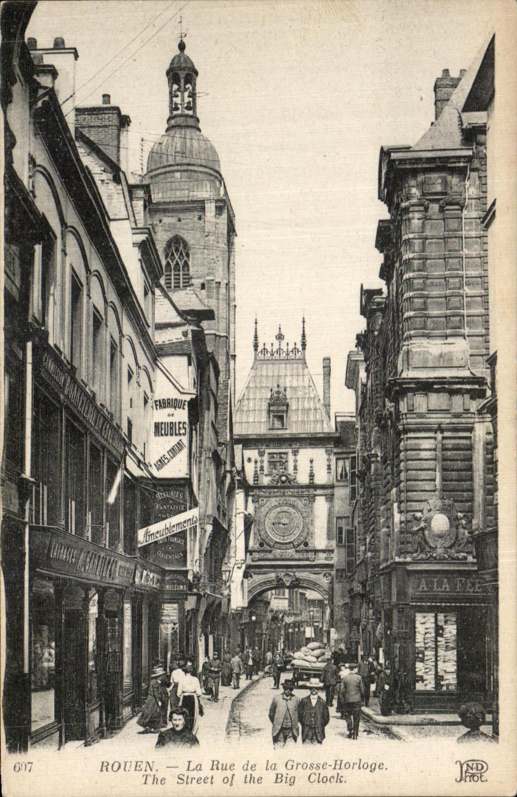 CPA Rouen La Rue de La Grosse Horloge THe Street of the Big Clock