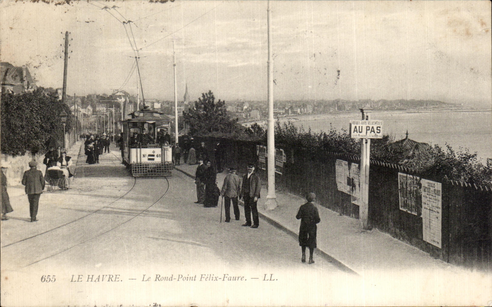 CPA LE Haver Le Rond Point Felix Faure Tramway