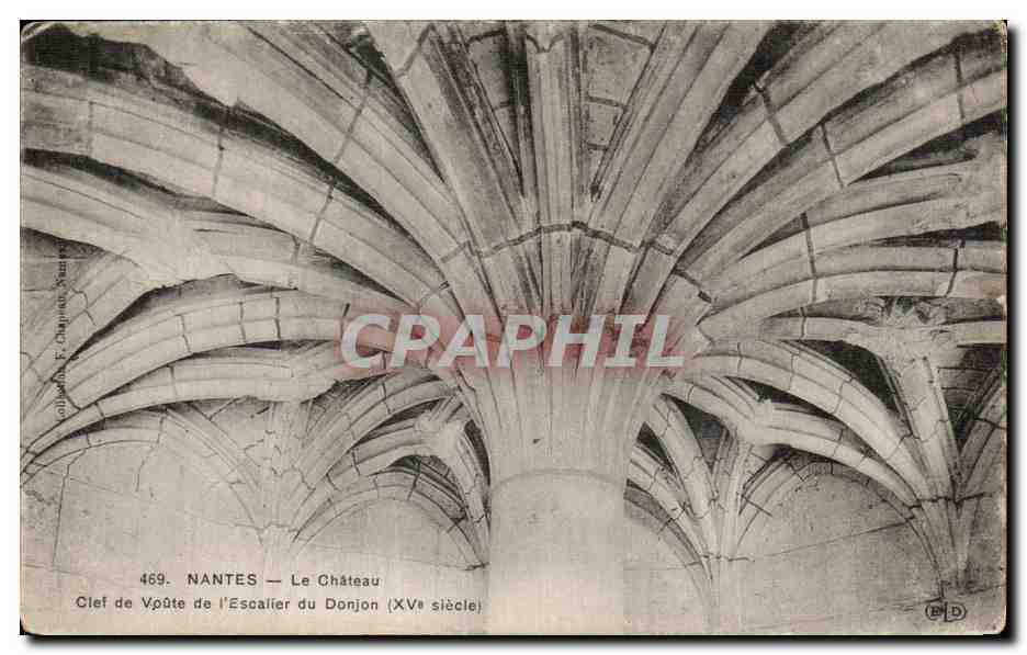 CPA Nantes Le Chateau Clef de Voute de l Escalier du Donjon