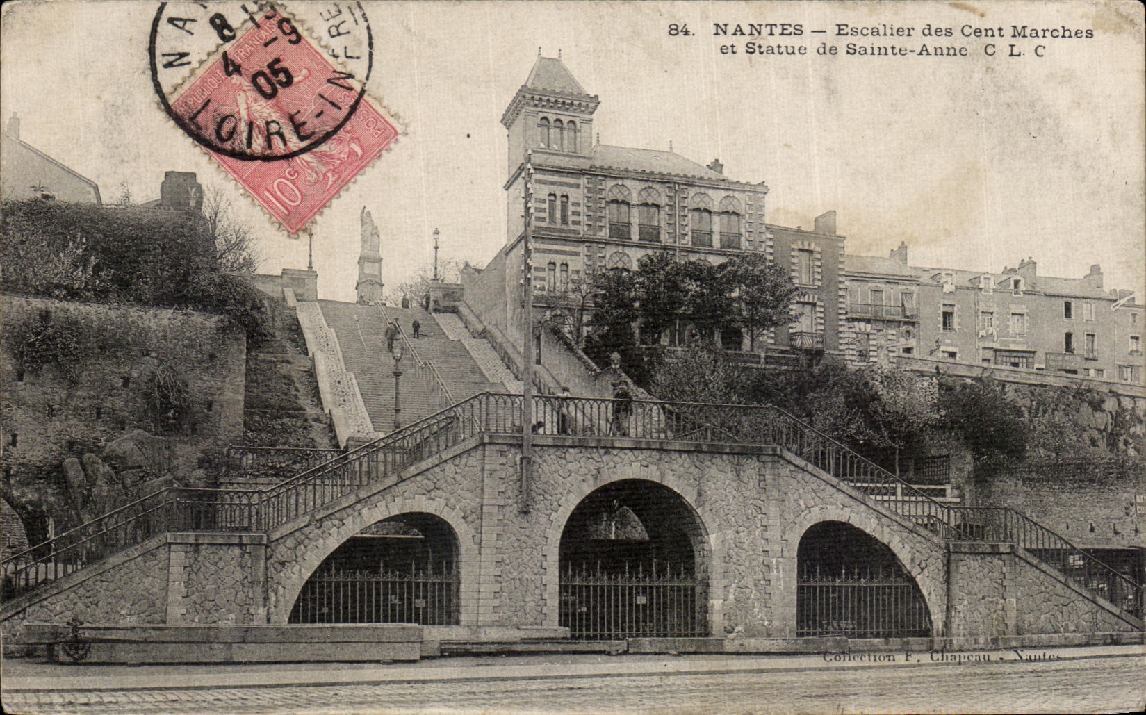 CPA Nantes Escalier des Cent Marches et Statue de Saints Anne
