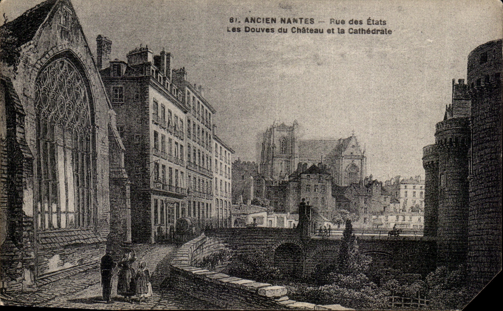CPA Ancien Nantes Rue des Etats Les Douves du Chateau et la Cathedrale