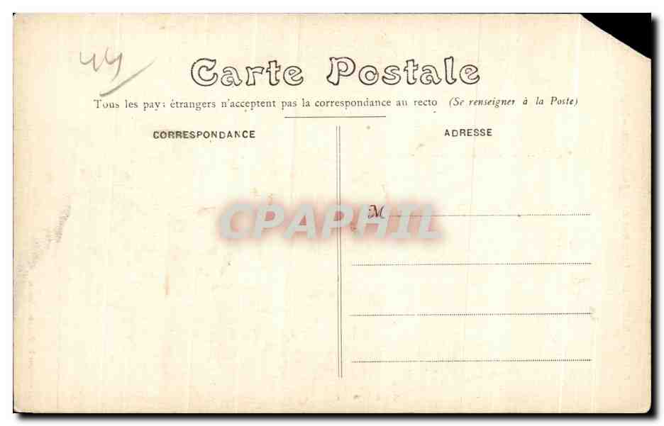 Vieux Nantes — Carrefour de la Poulaiellerie — Tour du Bouffay — Verso