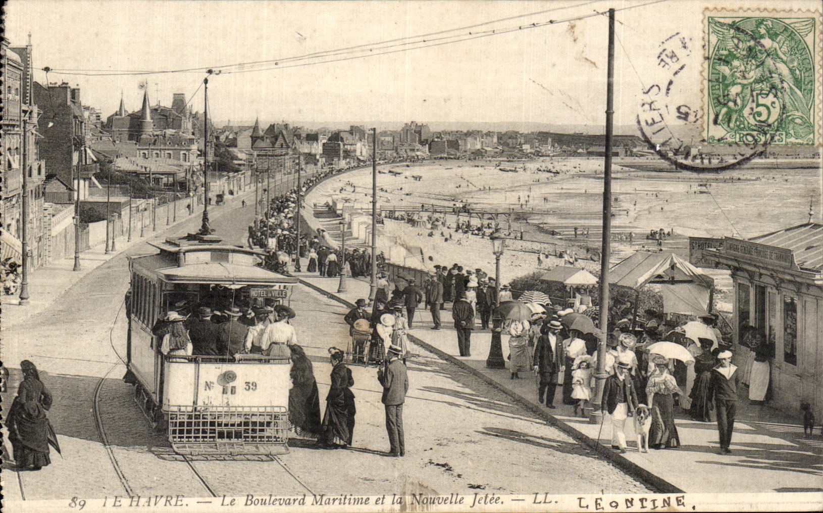 CPA Le Havre Le Boulevard Maritime et la Nouvelle Jetee Tramway
