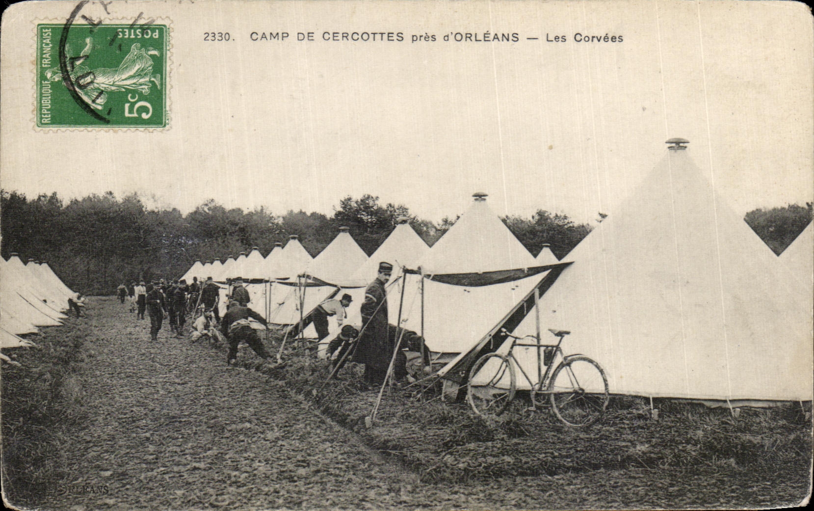 CPA Camp de Cercottes pres a Orleans Les Corvees Militaria VElo Cycle 