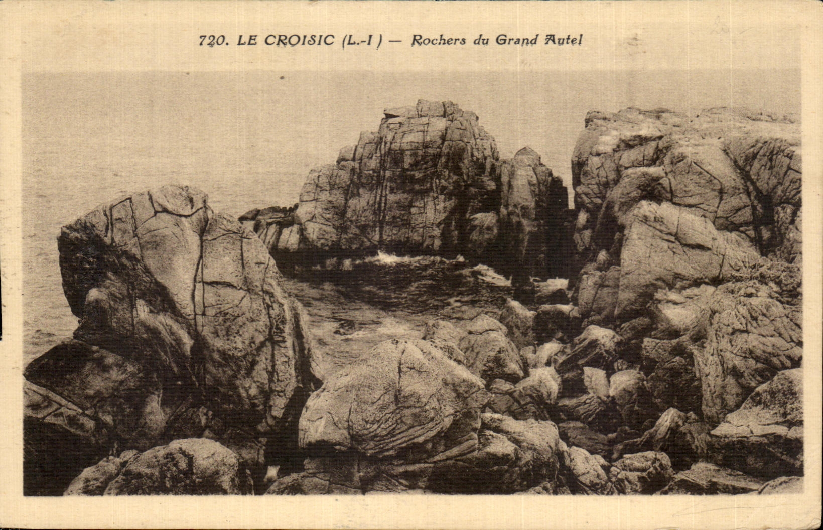 CPA Le Croisic Rochers du Grand autel