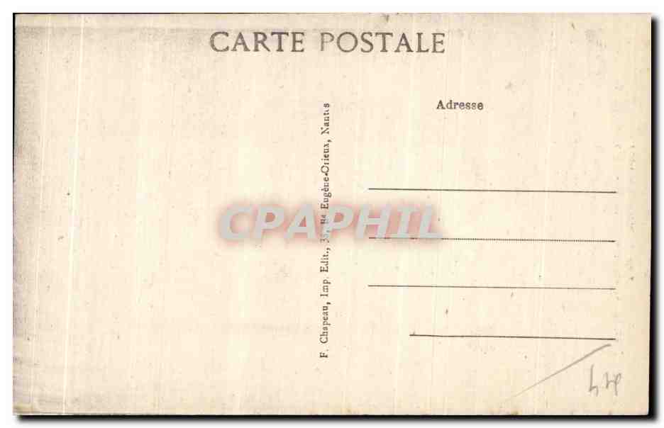 CPA Le Croisic (Loire Inf) Interieur de I Eglise Vue Transversale des Nefs — Rückseite