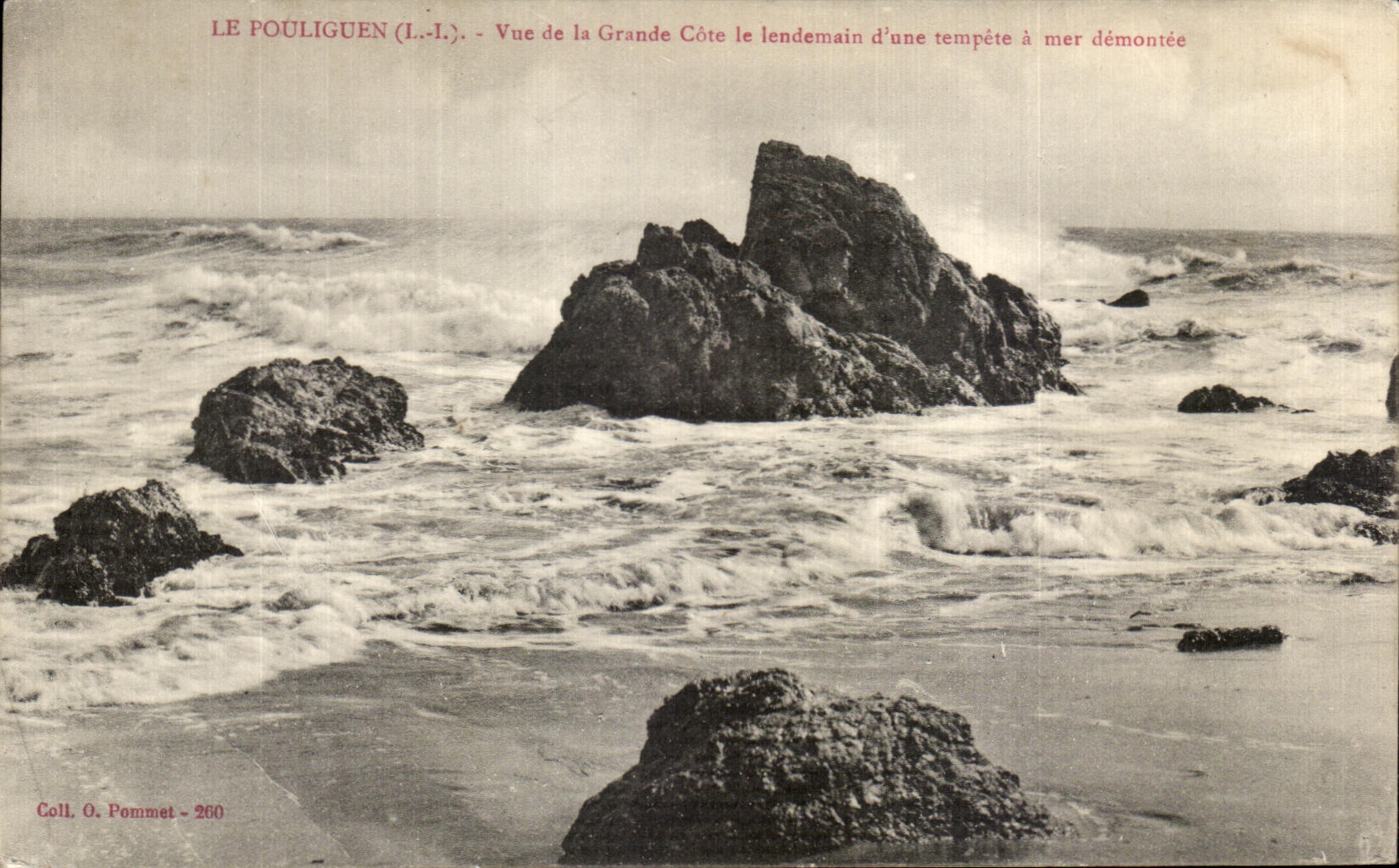 CPA Le Pouliguen Vue de la Grande Cote le lendemain d une tempete a mer demontee