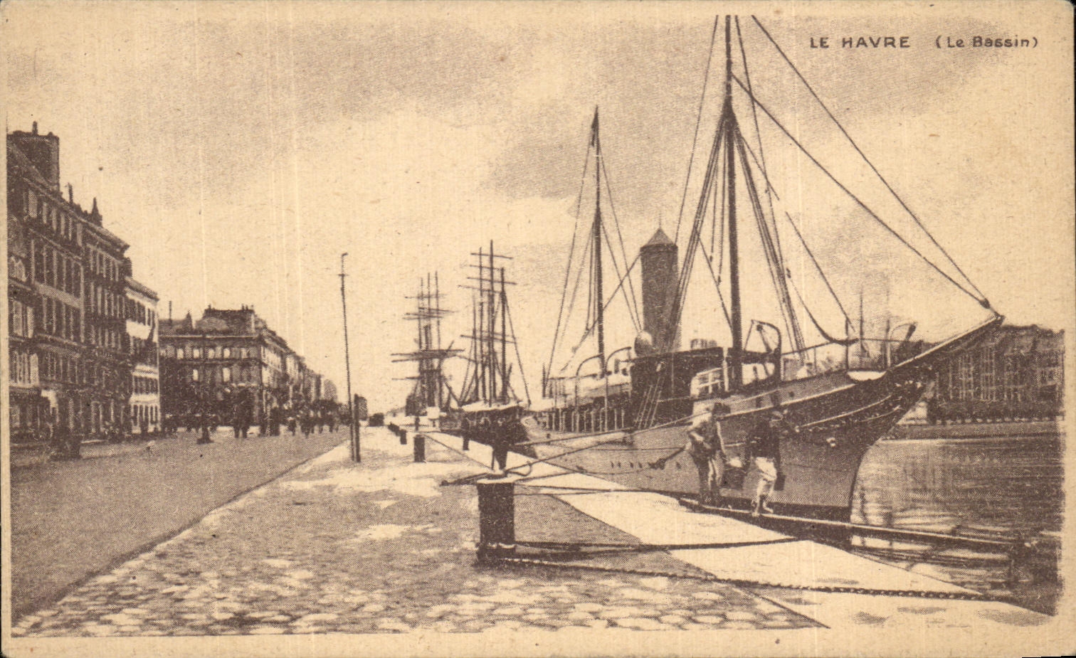 CPA Le Havre Bassin Bateau 