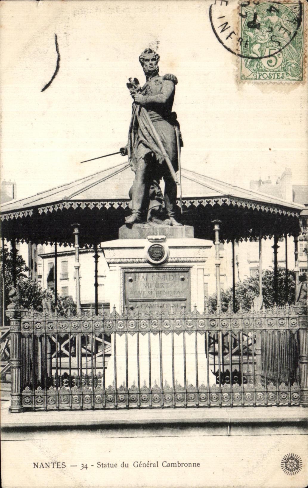 CPA Nantes Statue du General Cambronne Napoleon 