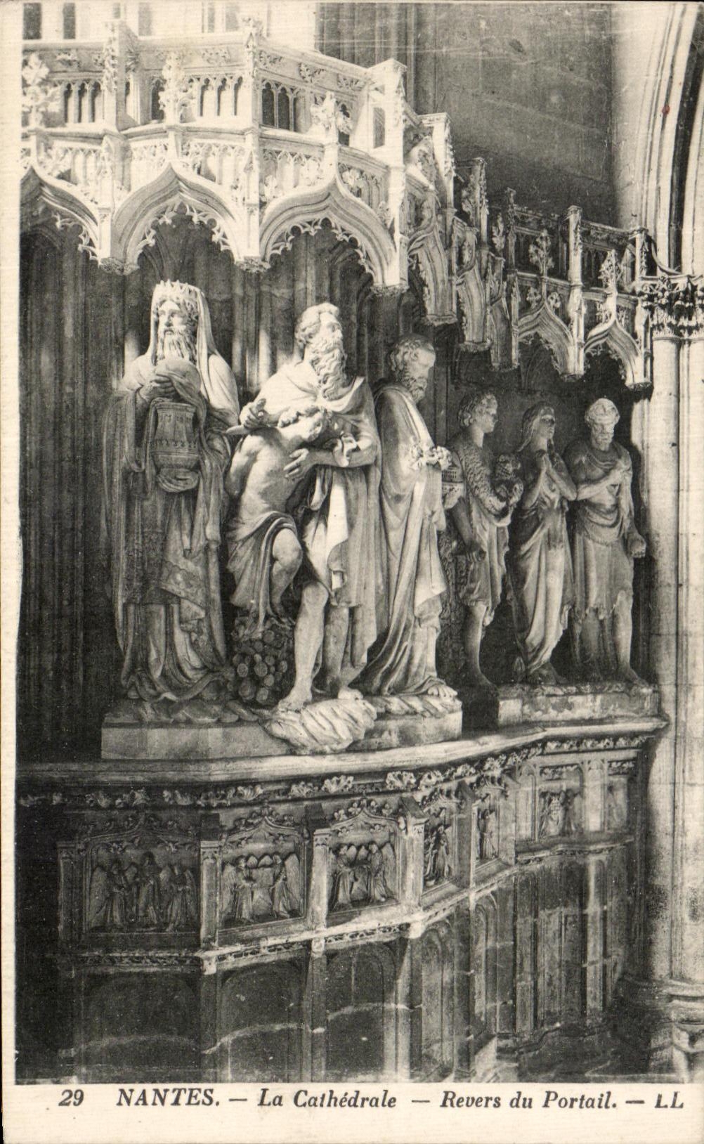 CPA Nantes La Cathedrale Revers Du Portail