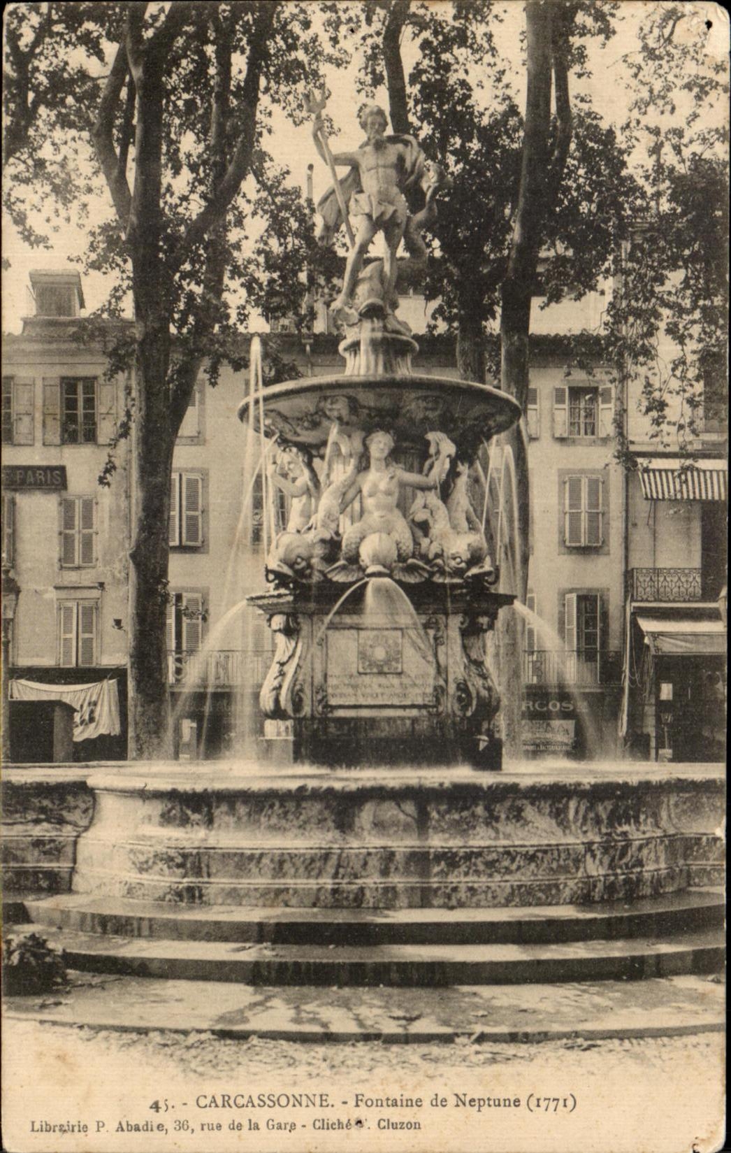 CPA Carcassonne Fontaine de Neptune