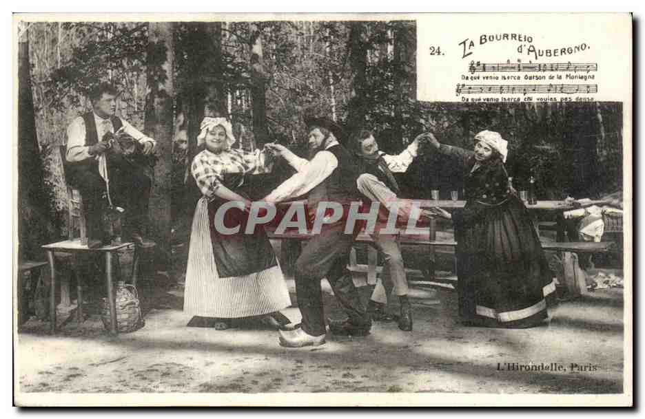 CPA La bourre d Auvergne Vendeix Folklore Costume
