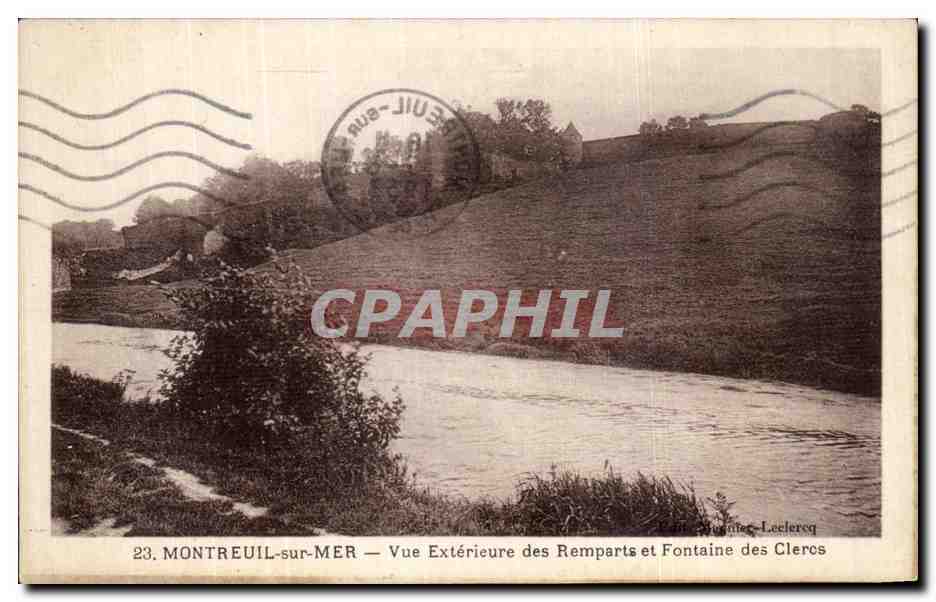 Montreuil-sur-Mer — Vue Extérieure des Remparts et Fontaine des Clercs — Édition Leclercq