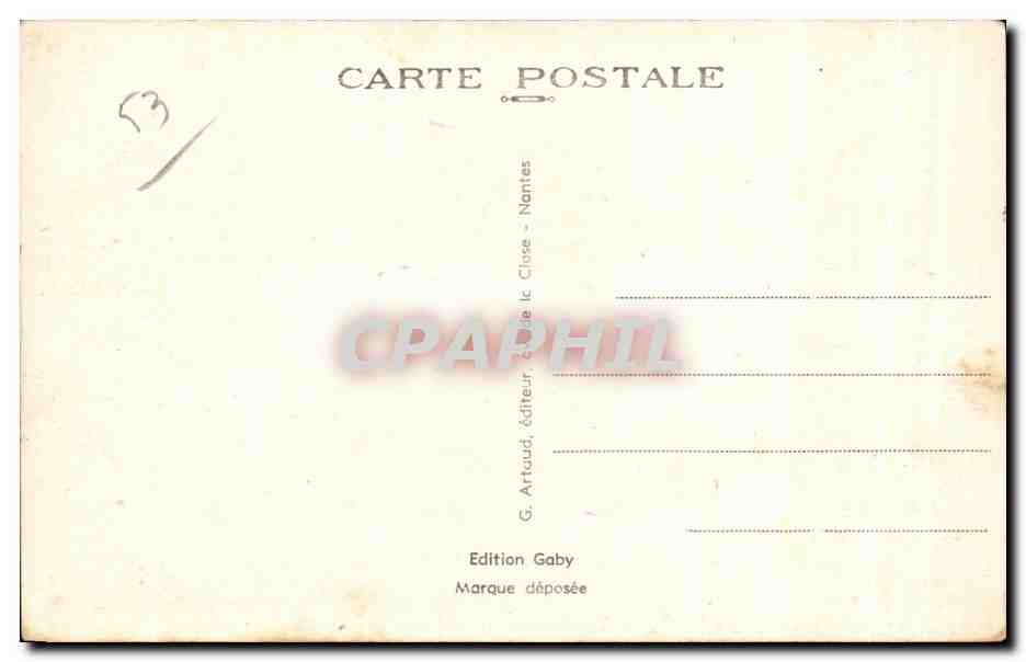 CPA Mayenne Cour interieure du chateau et vue sur le viaduc — Rückseite