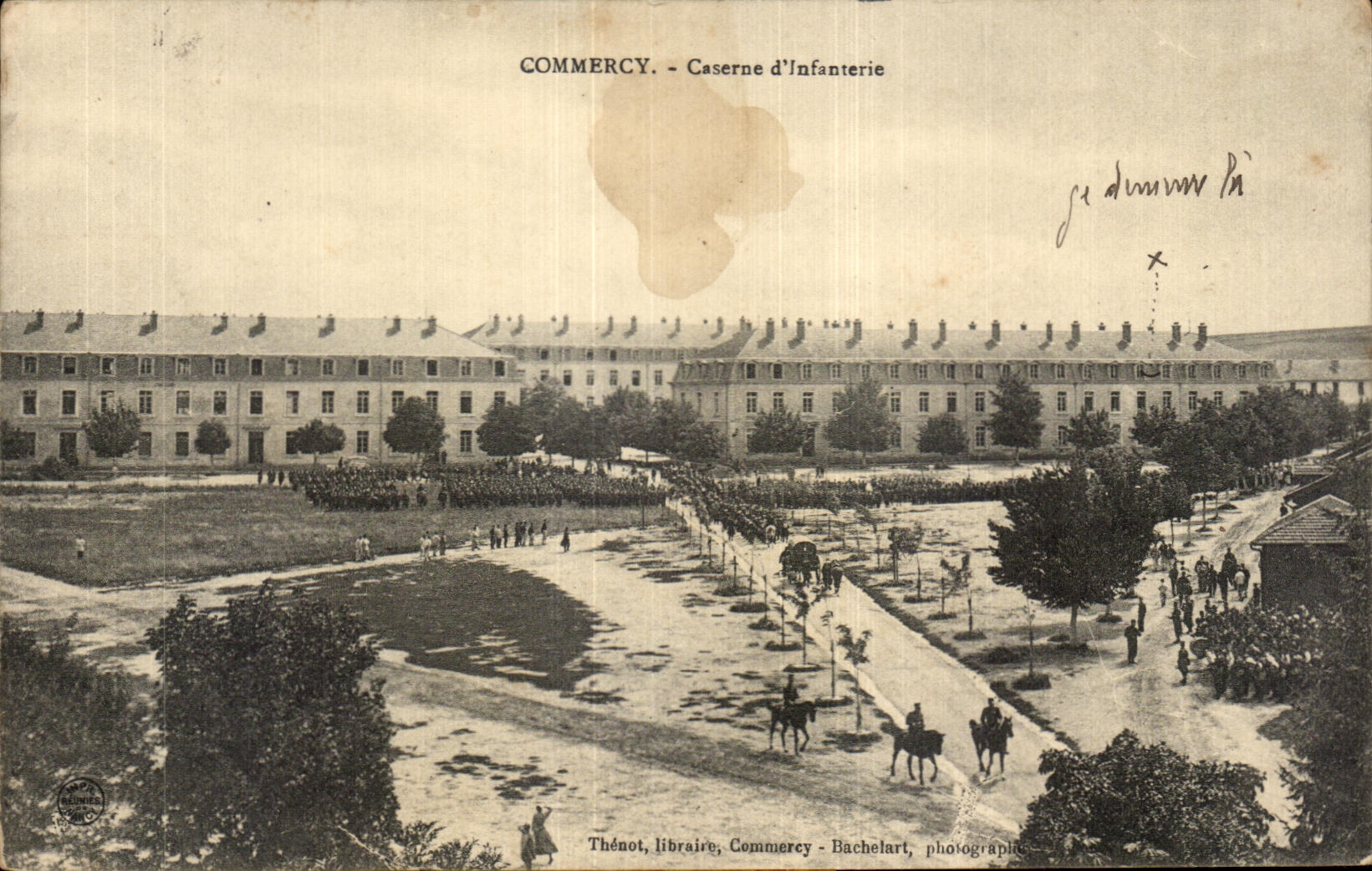 CPA Commercy Caserne d Infanterie Militaria