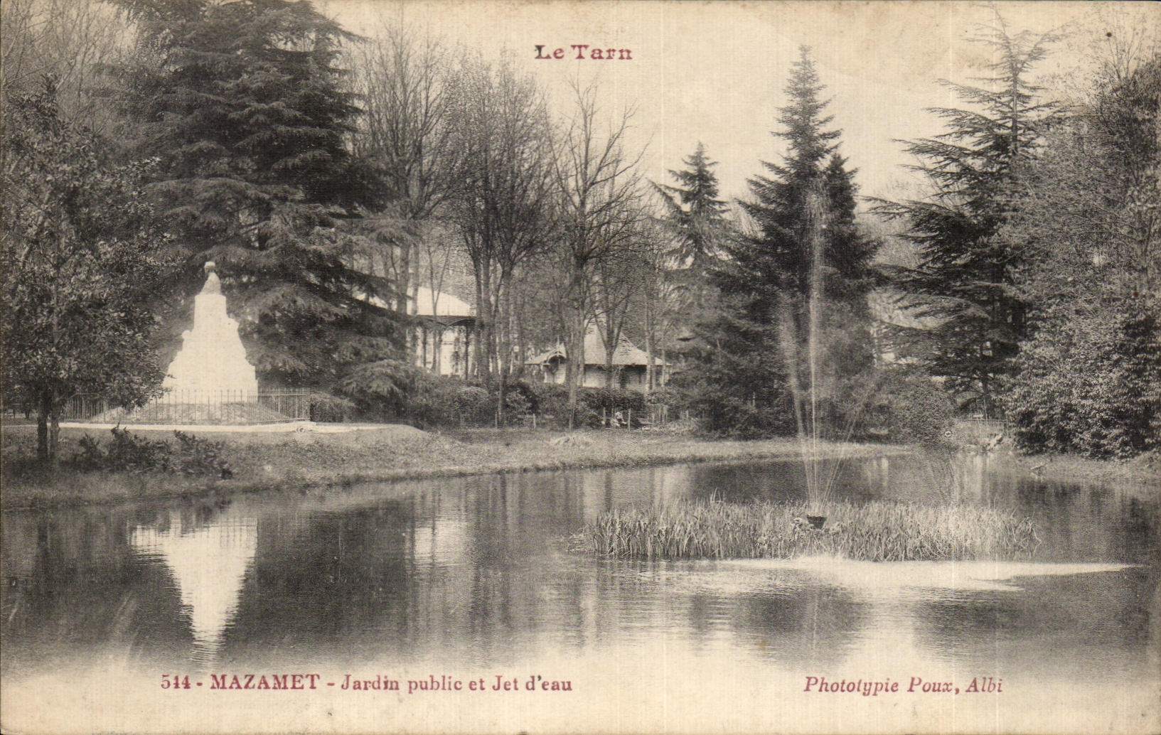 CPA Mazamet Jardin public et Jet d eau