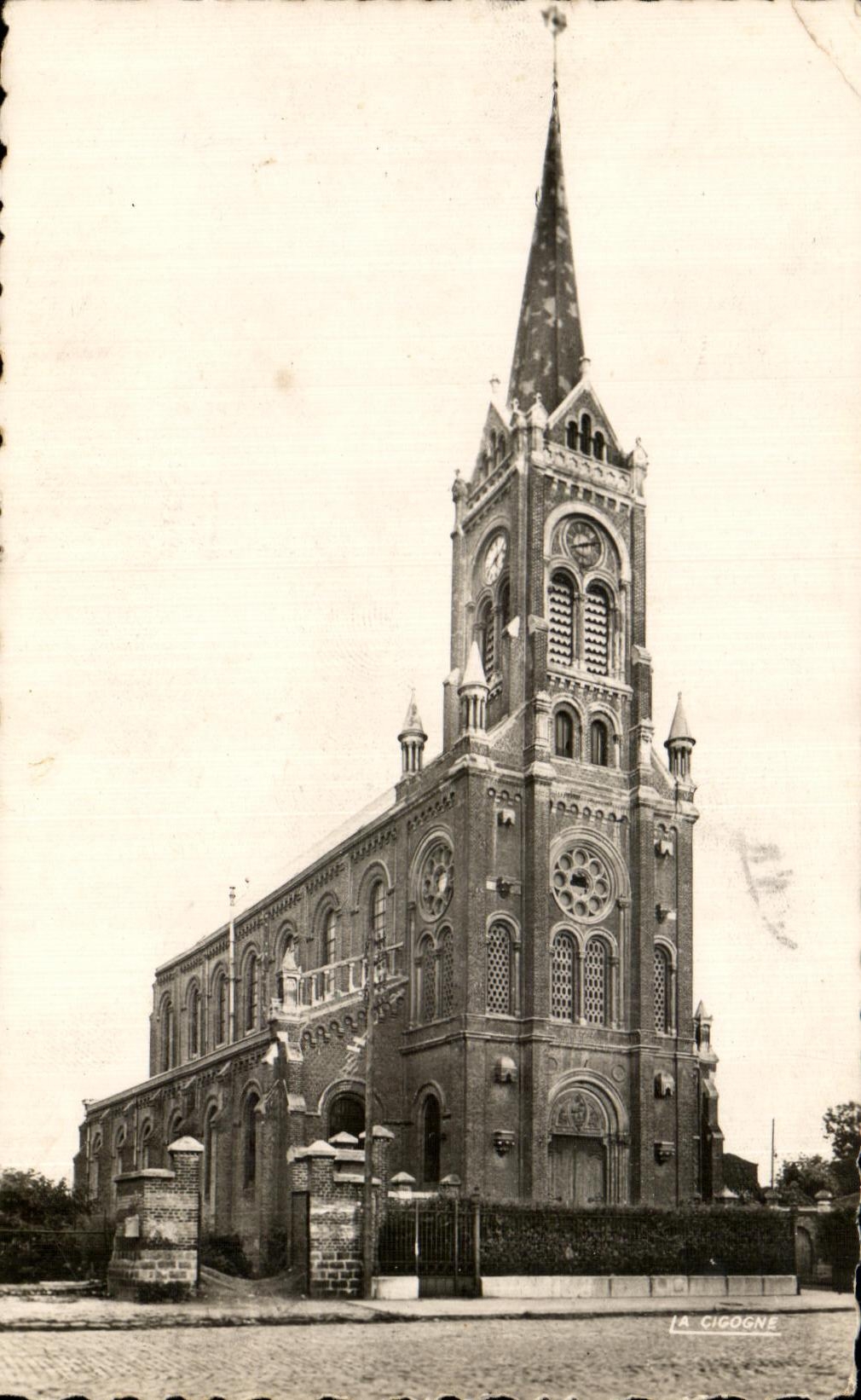 Church of the Faubourg of Paris — Valenciennes — Edition La Cigogne
