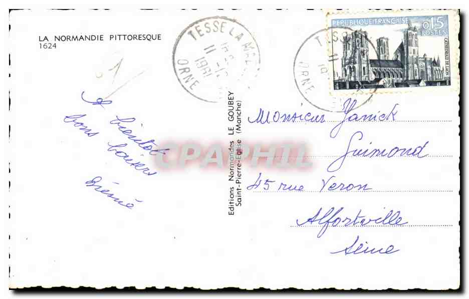 CPA M prechz pos des parapluies Folklore Costume Normandie — Rückseite