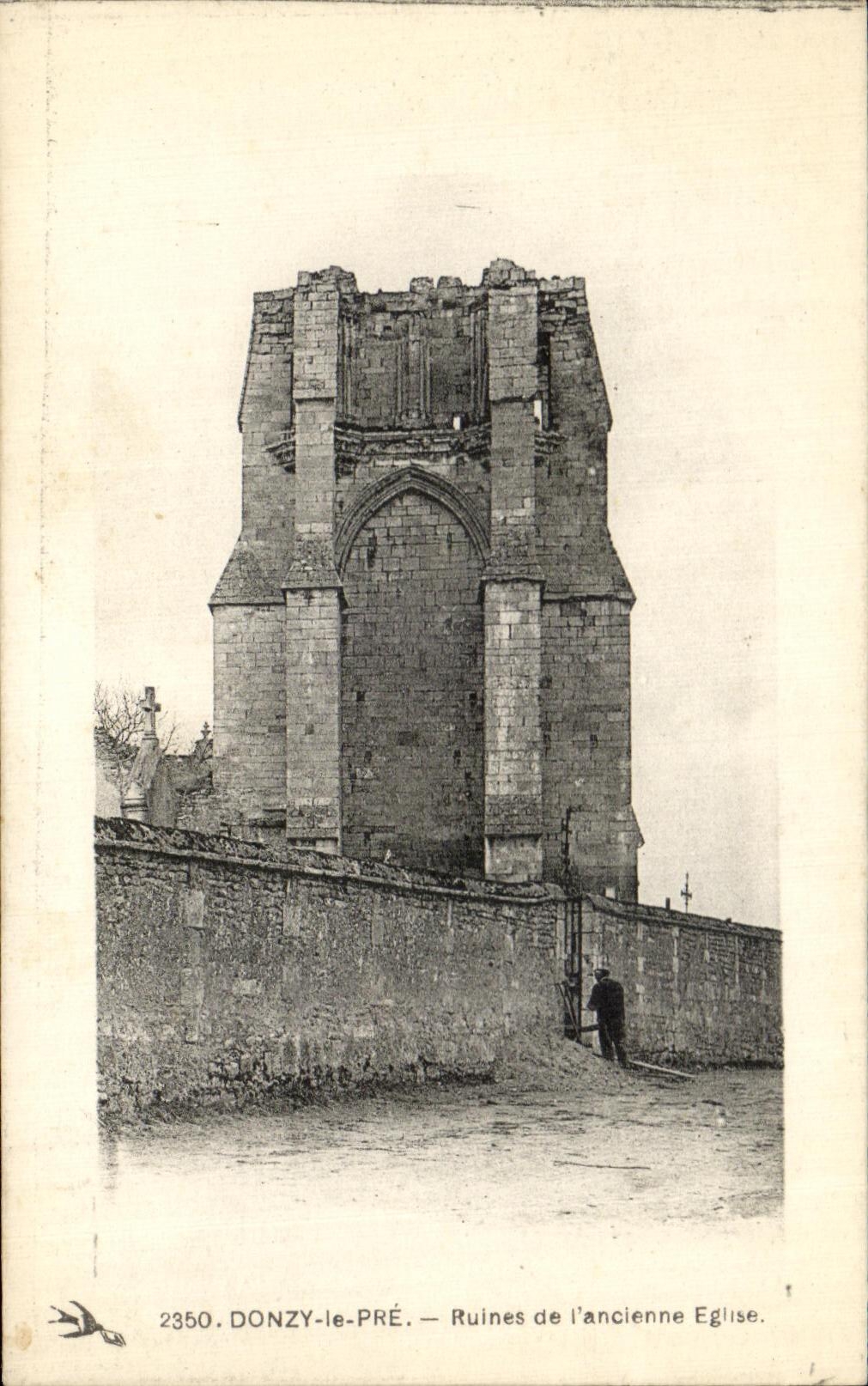 CPA Donzy le Pre Ruines de I ancienne Eglise