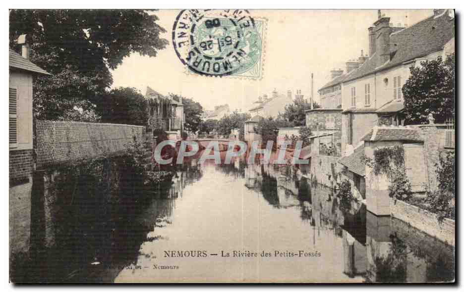 CPA Nemours La Riviere des Petits Fosses