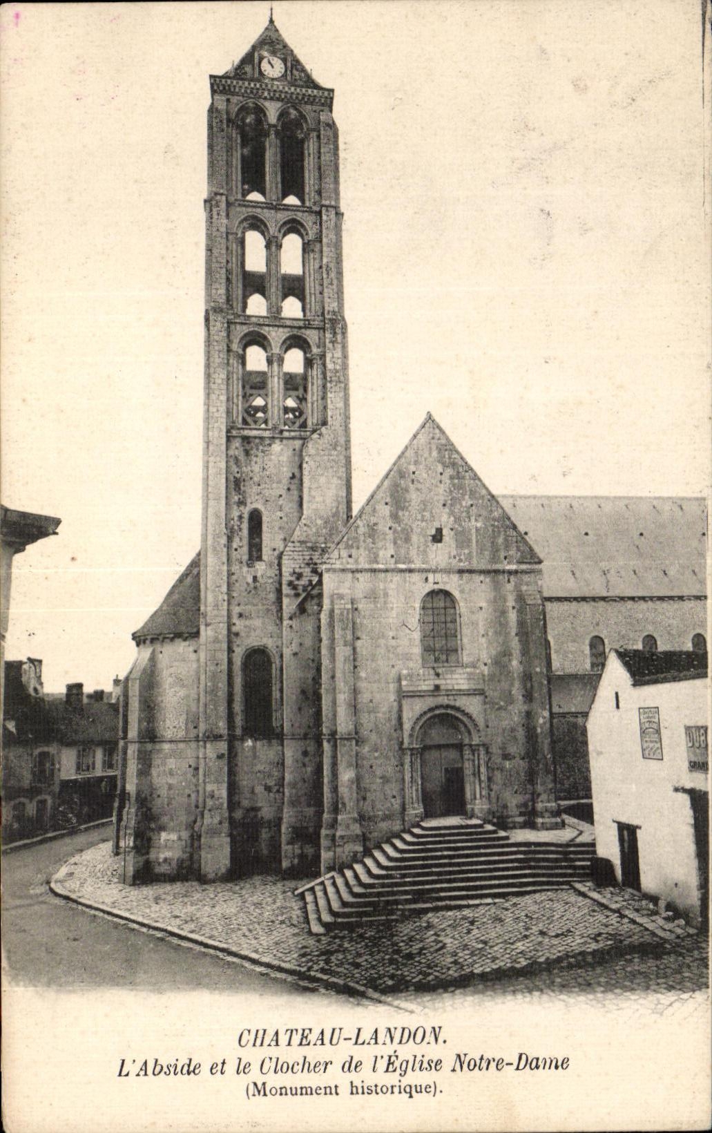 CPA Chateau Landon L Abside et le Clocher de l Eglise Notre Dame 