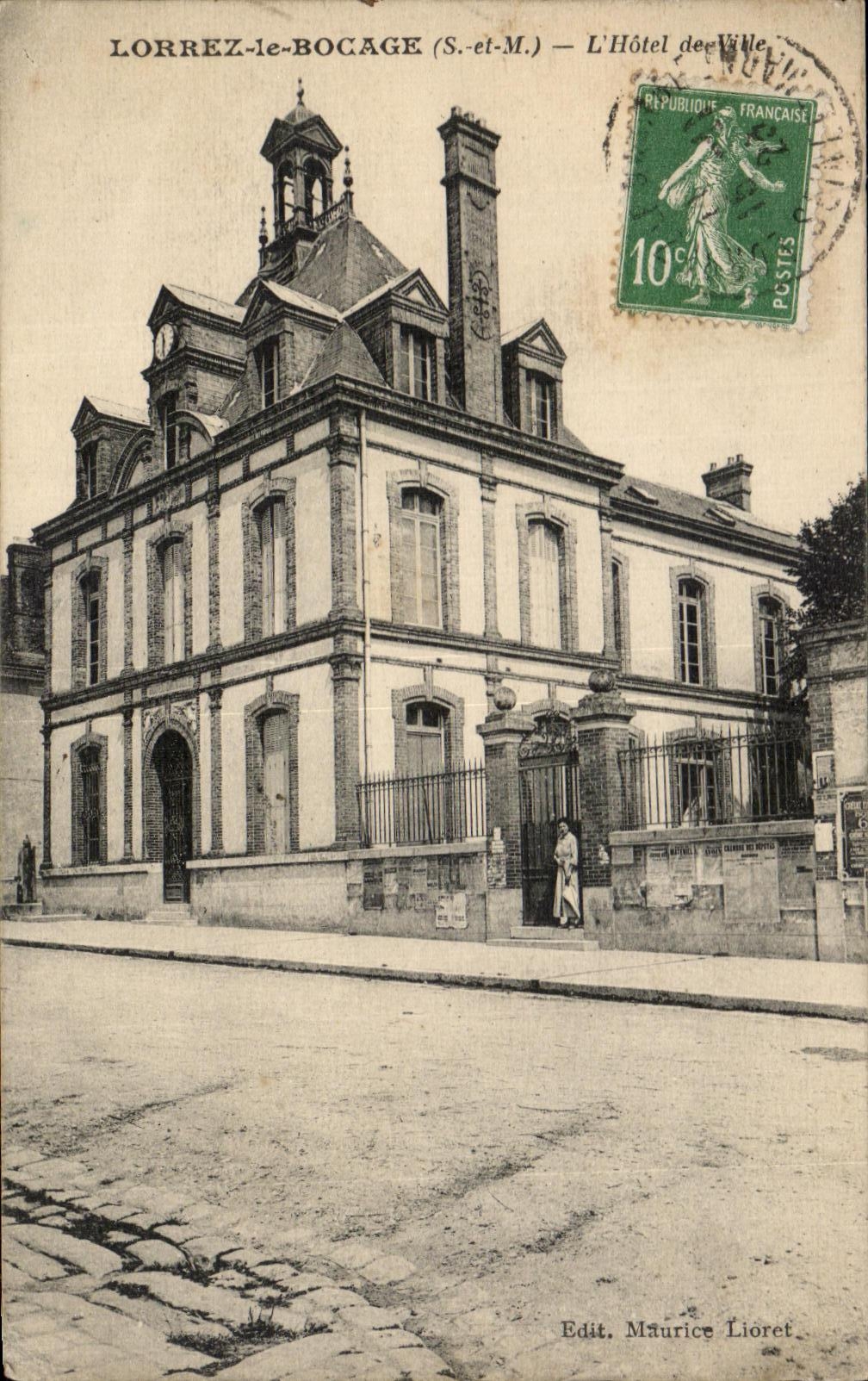 CPA Lorrez le Bocage L Hotel de Ville