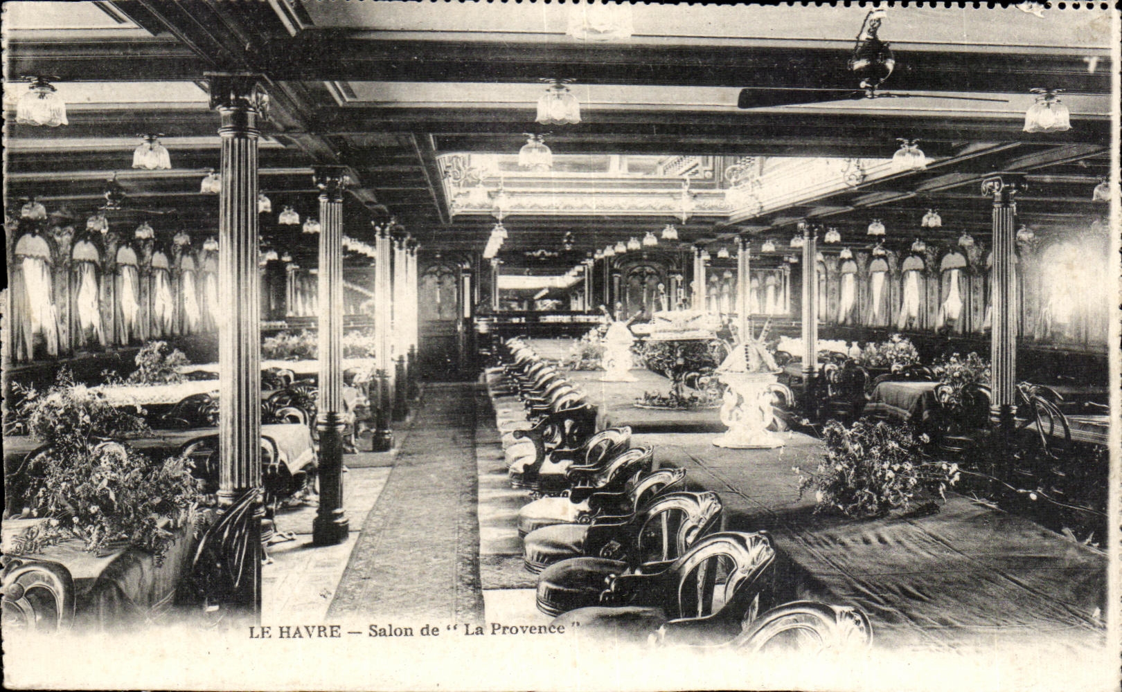 CPA Le Havre Salon de La Provence Paquebot