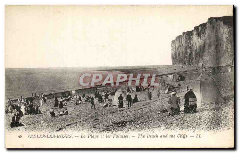 CPA Veules Les Roses La Plage et les Falaises The Beach and the Clifls