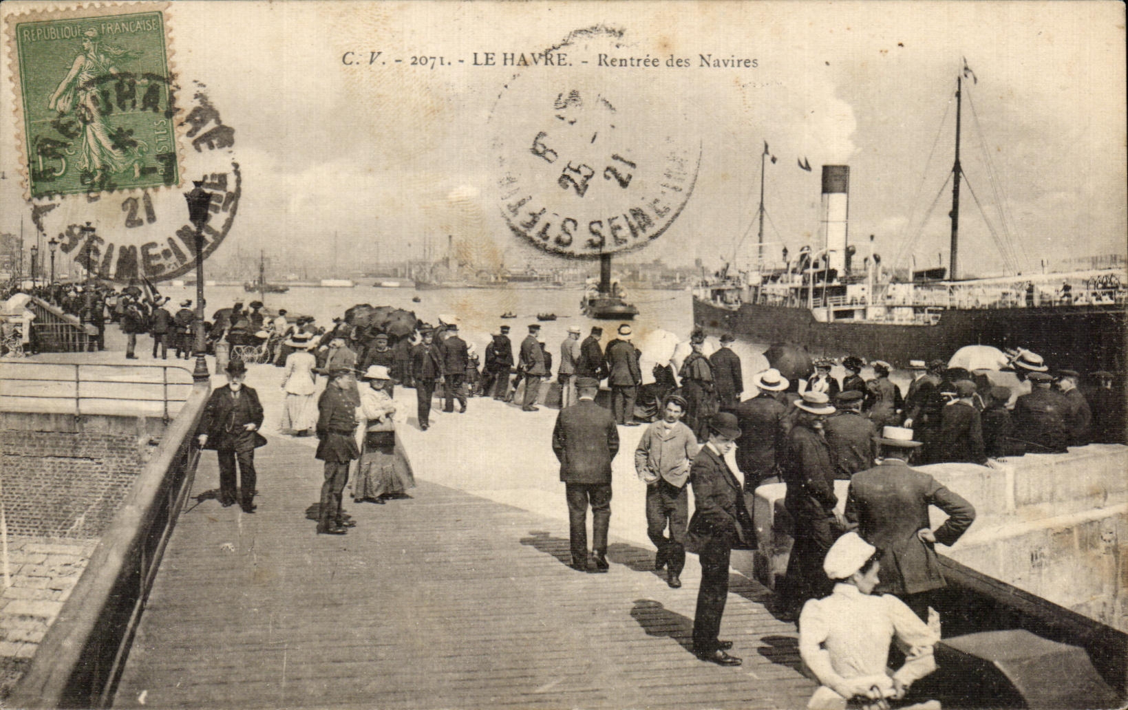 CPA Le Havre Rentree des Navires Bateaux