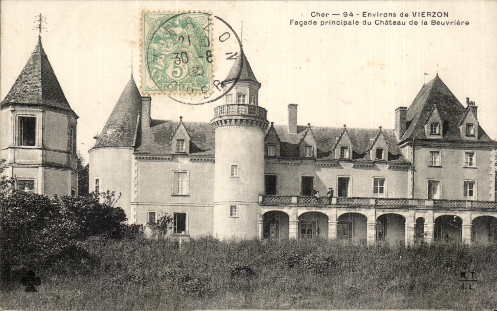 Château de la Beuvrière — Façade principale — Environs de Vierzon, Cher