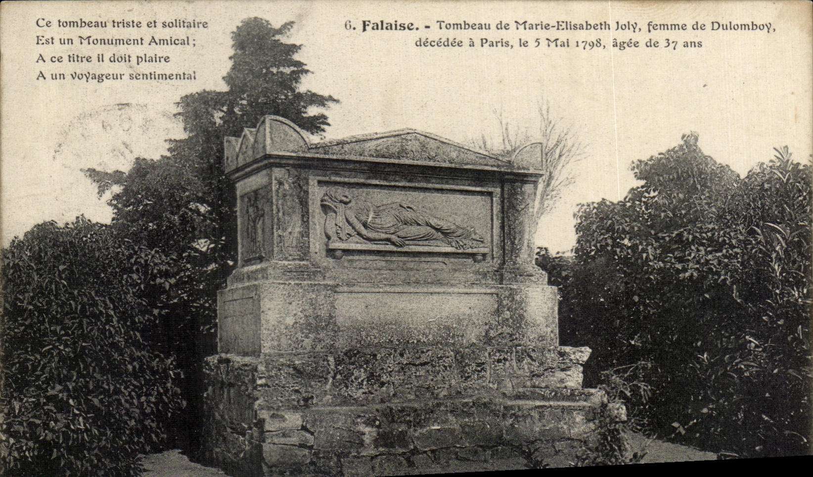 CPA Falaise Tombeau de Marie Elisabeth Joly femme de Dulomboy decedee a Paris
