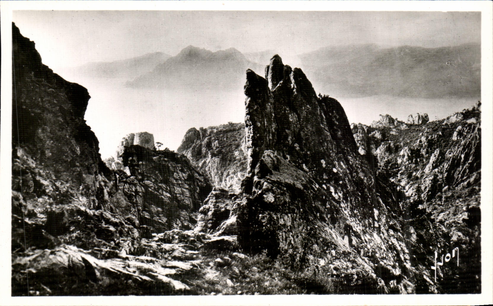 Les "Calanche" et golfe de Porto — PIANA (Corse) — Éditions d'Art Martel