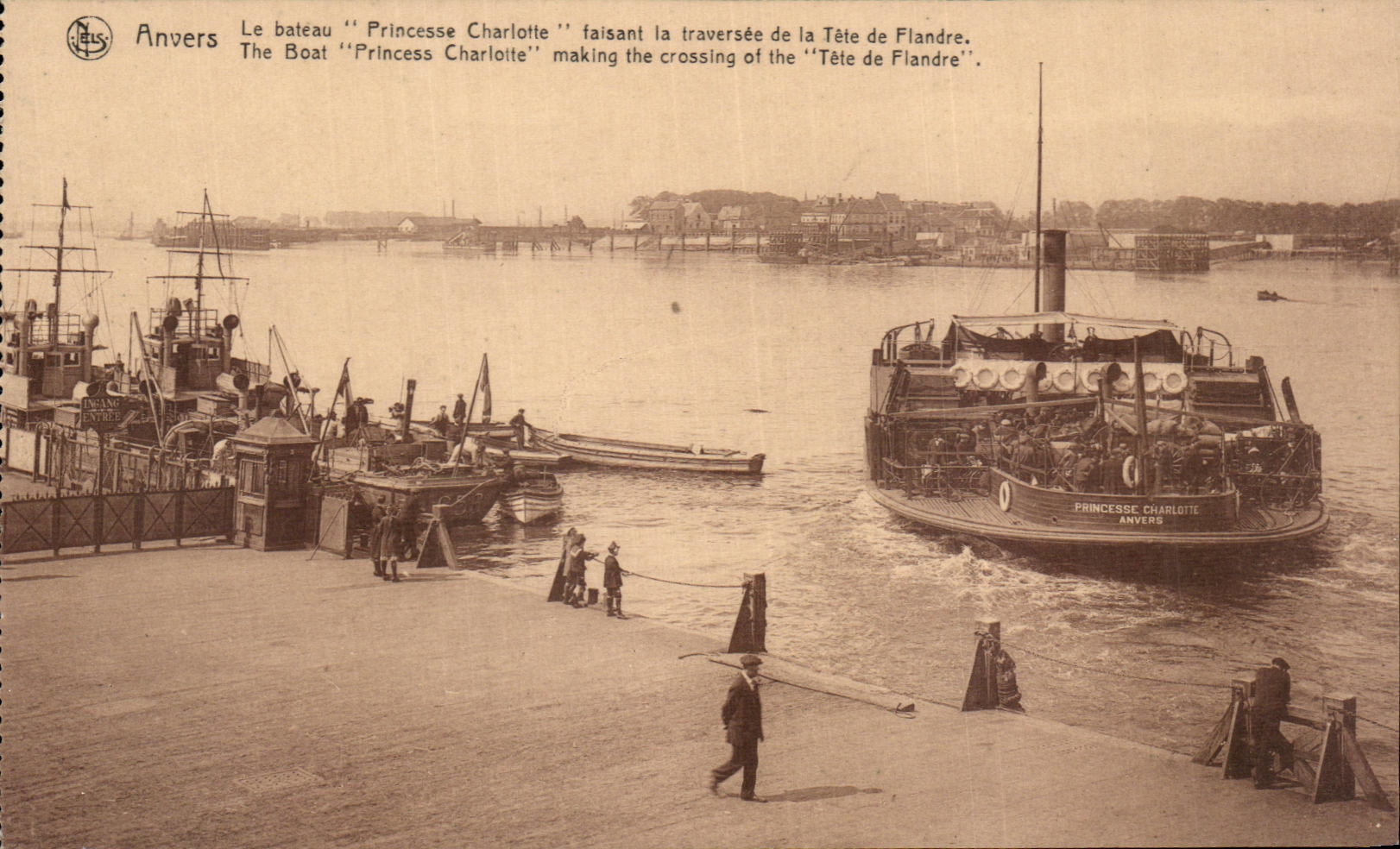 CPA Anvers Le Bateau Princesse Charlotte faisant la traversee de la bTete de Flandre The Boat Princess Charlotte 