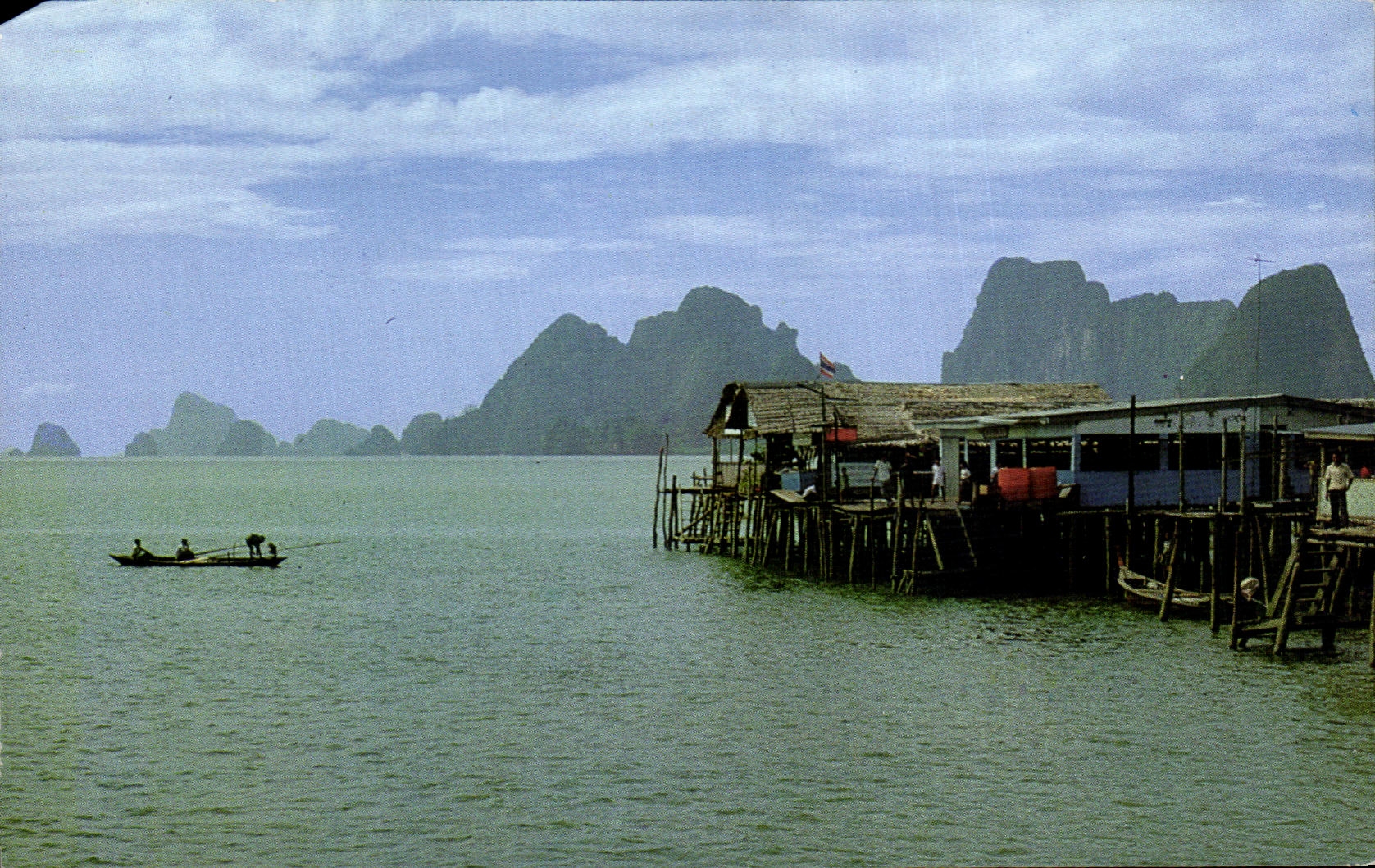 Village de pêcheurs à Koh Pannyi — Phangnga, Thaïlande — CPAPHIL A 325
