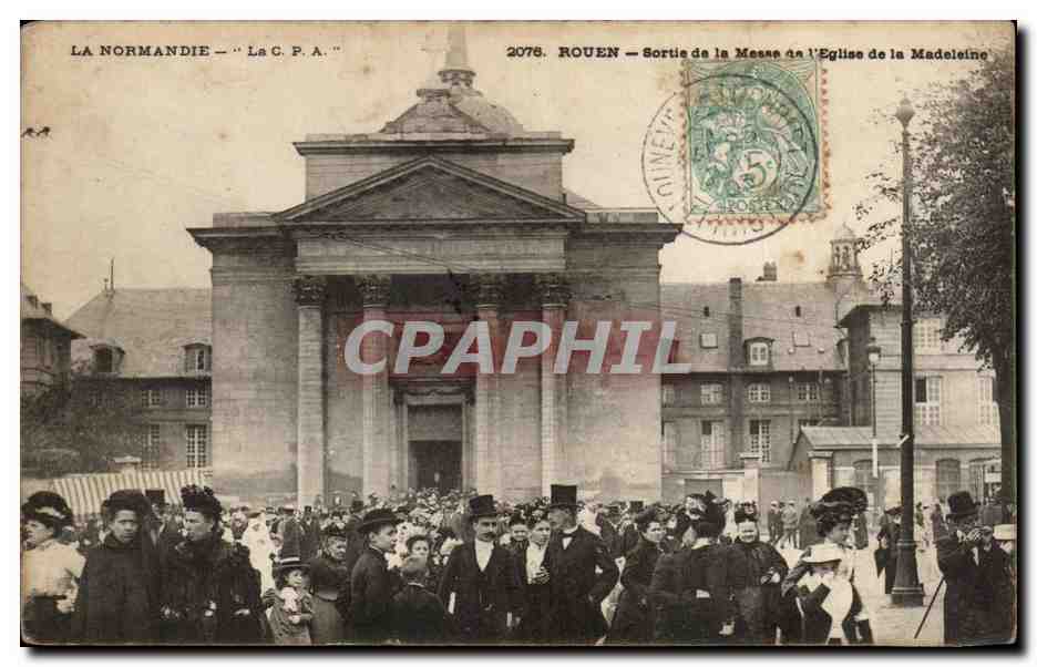 Rouen — Salida de la Misa de la Iglesia de la Madeleine — La C.P.A. n°2078