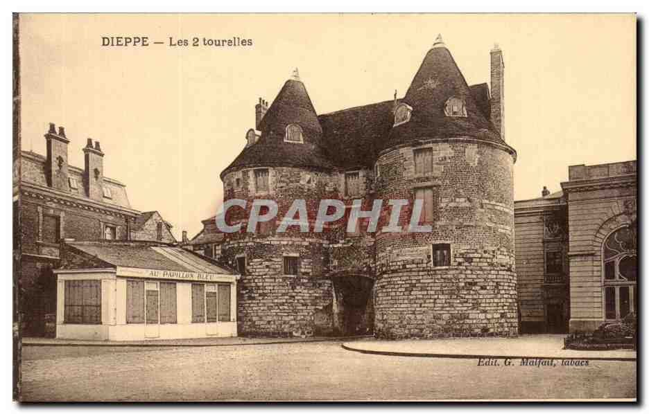 CPA Dieppe Les Tourelles Au pavillon bleu 