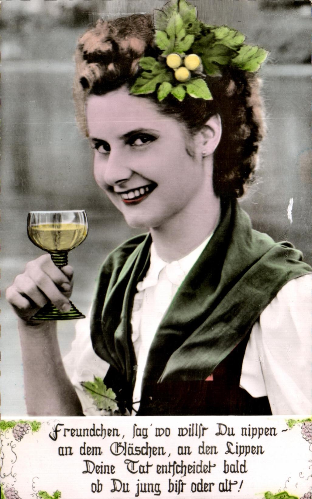 Jeune femme avec couronne de feuilles et verre de vin — Cekade, Dortmund KG, n° 581
