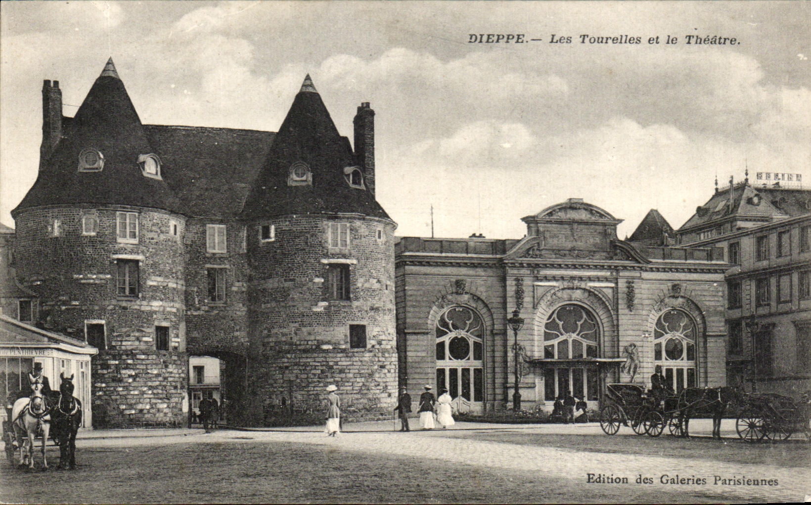 CPA Dieppe Les Tourelles et le Theatre Caleches Cheval Horse
