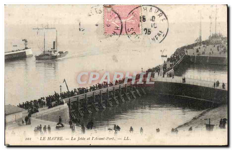CPA Le Havre La Jetee et I Avant Port Bateau