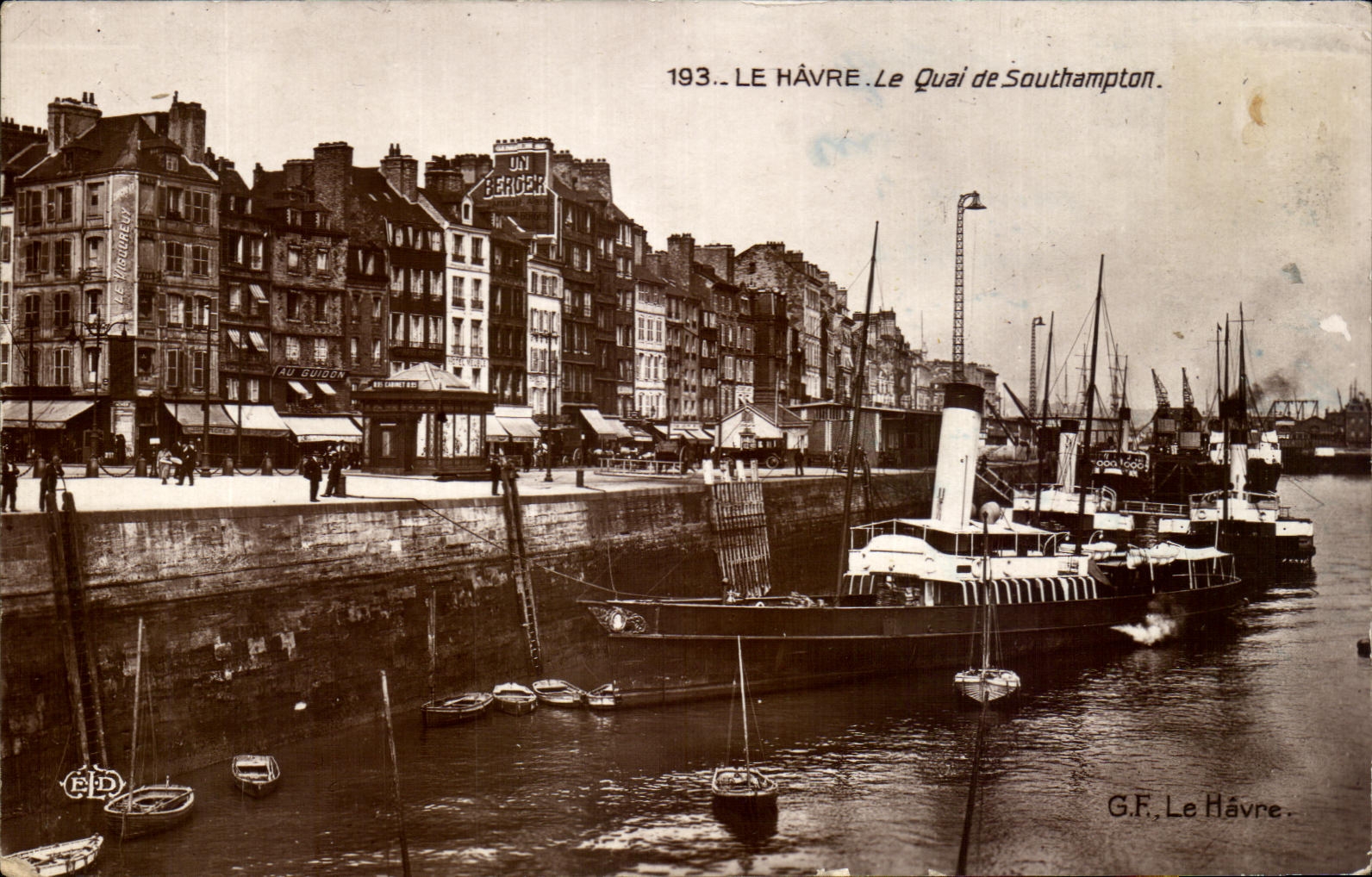 CPA Le Havre Le Quai de Southampton Bateaux