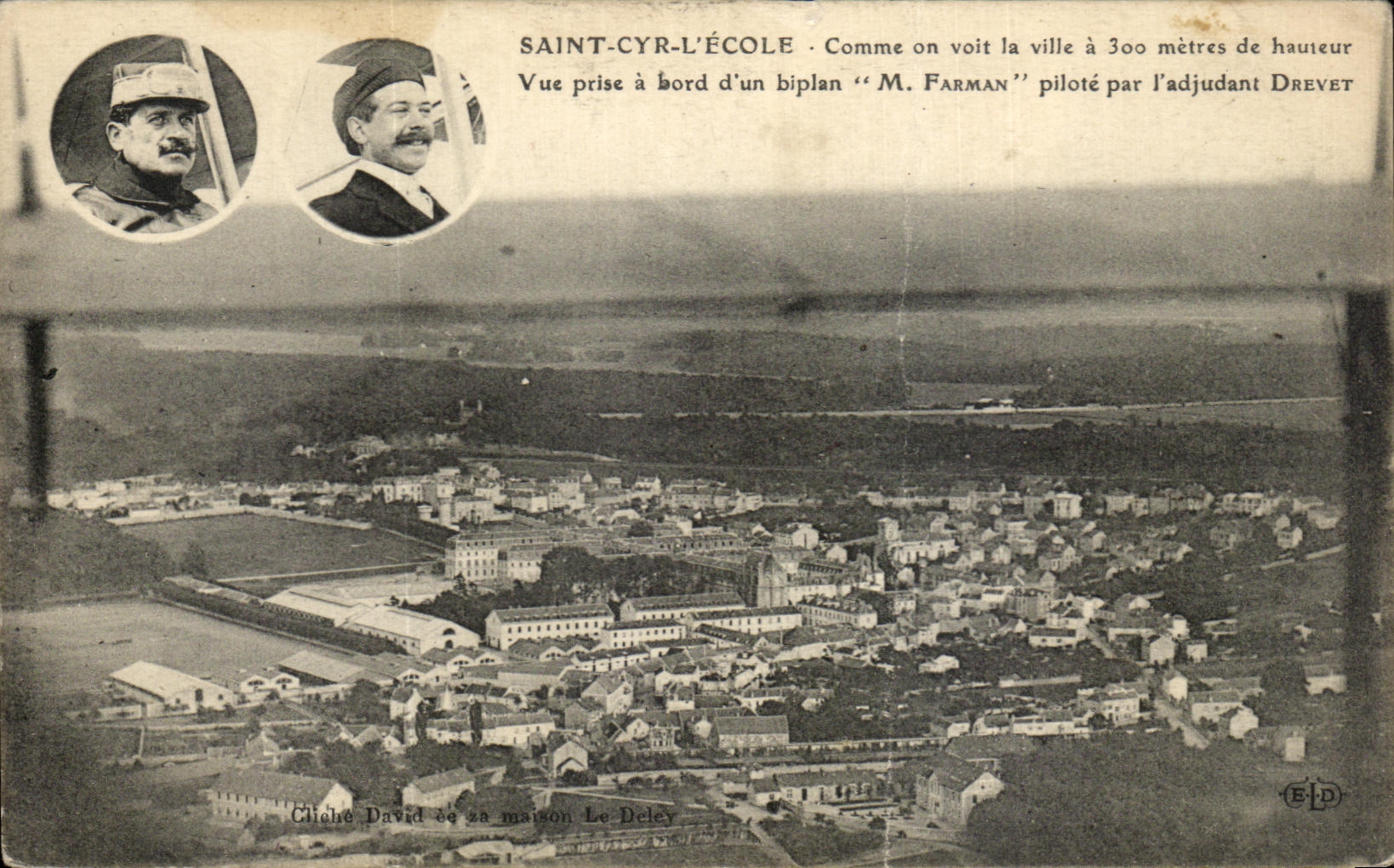 CPA Saint Cyr L Ecole Comme on voit la ville a de hauseur Vue prise a bord d un biplan Aviation